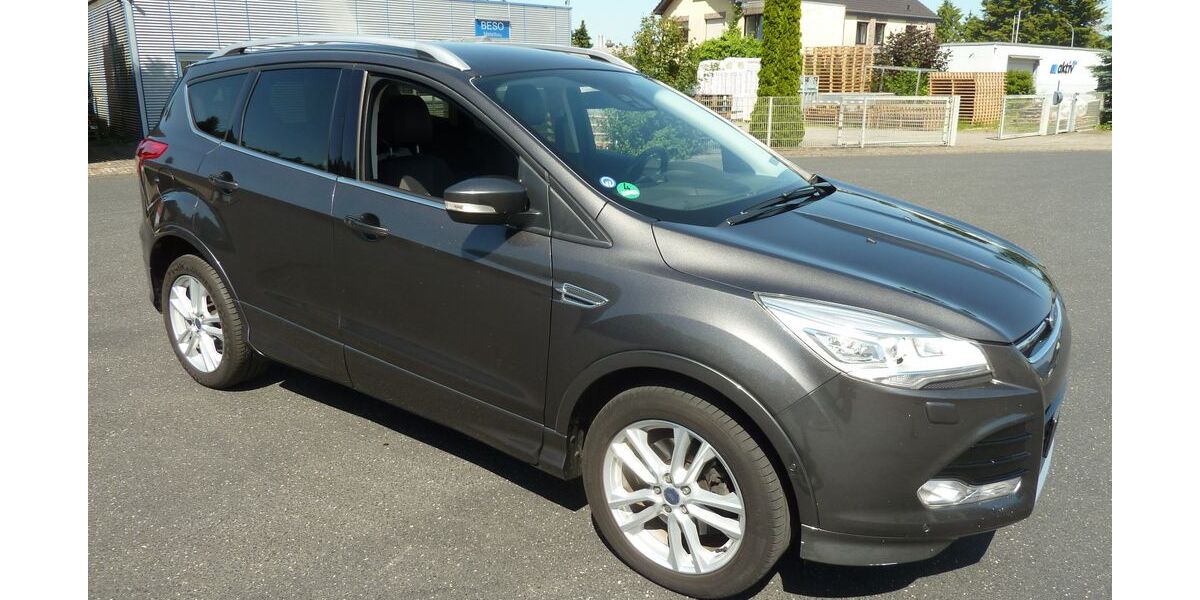 Ford Kuga 168.000 km 9.150 &euro; Geldern 47608