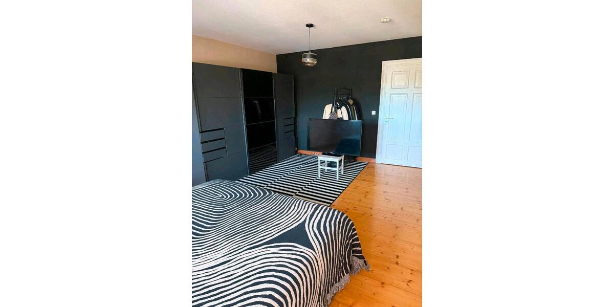 Dachgeschoßwohnung Sankt Ingbert - 2 Zimmer, 76 m&sup2;, 179.000&euro; | Angebot:27030057