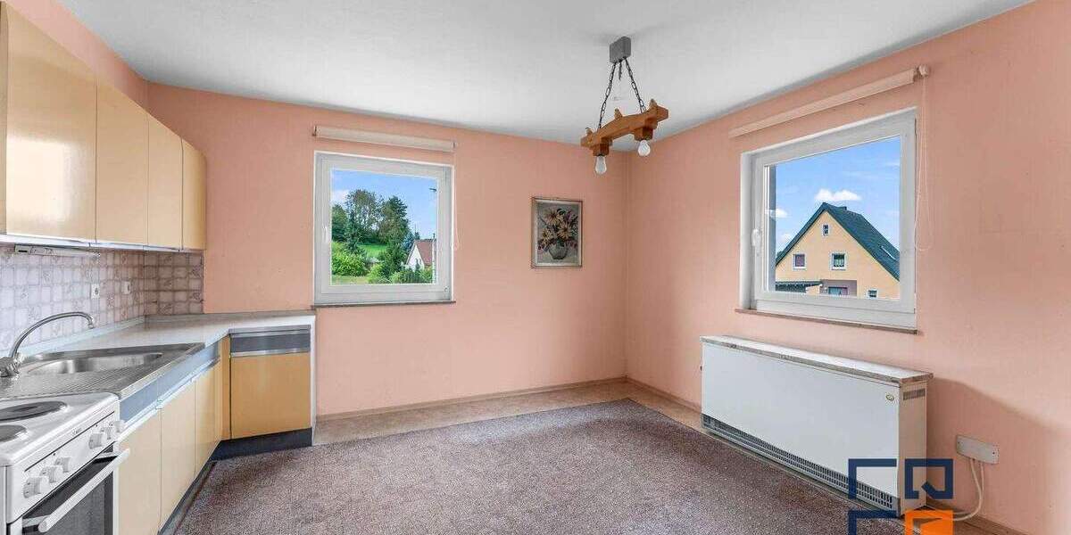 Behinderten und Rollstuhlgerechtes Mehrfamilienhaus mit Aufzug, Sonnenterrasse und großen Garten 9 zimmer