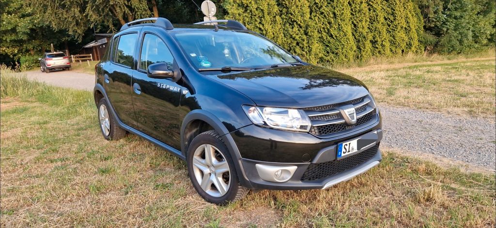 Dacia Sandero 155.000 km 4.499 &euro; Siegen 57076