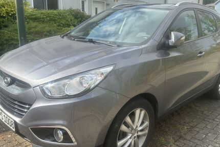 Hyundai ix35 108.000 km 12.599 &euro; Düsseldorf 40231