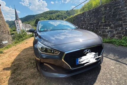 Hyundai i30 99.600 km 11.400 &euro; Briedel 56867