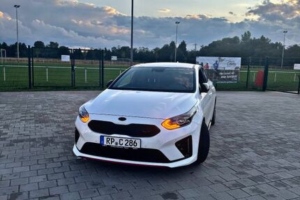 Kia pro ceed / ProCeed