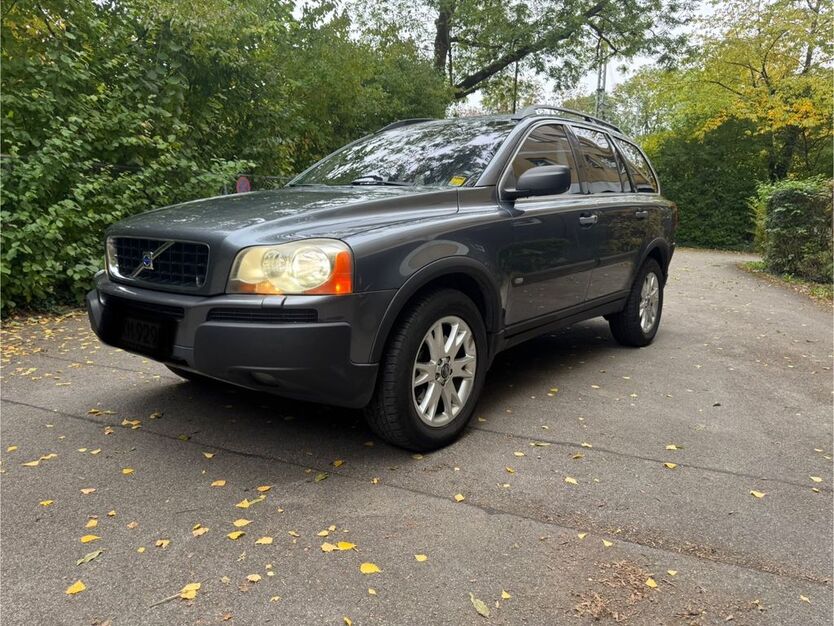 Volvo XC90 211.000 km 5.900 € München 81373
