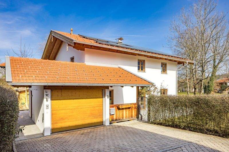 Einfamilienhaus Gmund am Tegernsee - 5 Zimmer, 208 m&sup2;, 2.790.000&euro; | Angebot:25610128