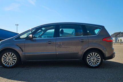 Ford S-Max 250.000 km 3.600 &euro; Offenburg 77652