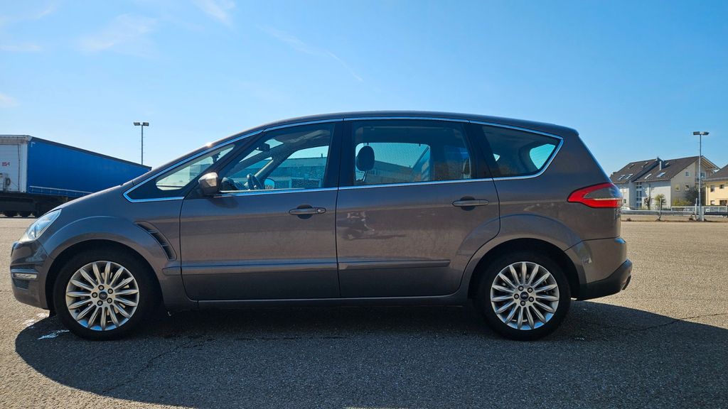 Ford S-Max 250.000 km 4.100 &euro; Offenburg 77652
