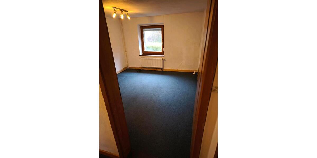 Einfamilienhaus Arnsberg Rusch - 8 Zimmer, 160 m&sup2;, 1.000&euro; | Angebot:25307301