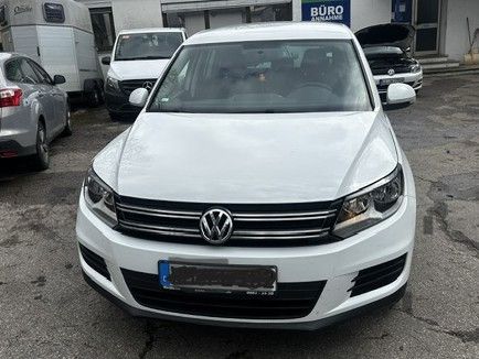 VW Tiguan 131.000 km 7.100 &euro; Weilheim 82362