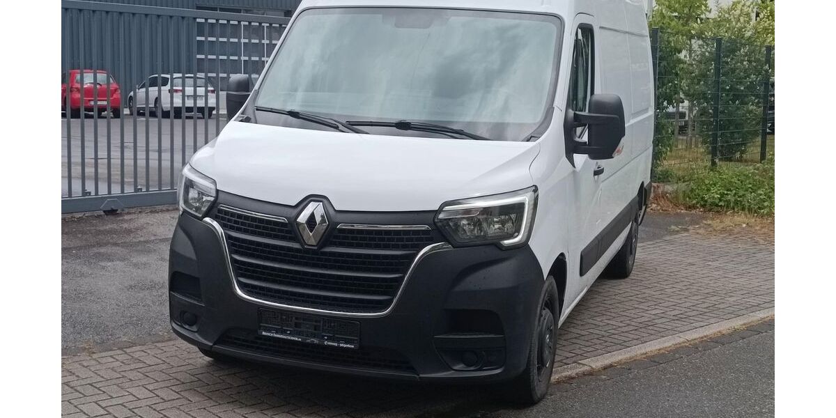 Renault Master 204.389 km 10.700 &euro; Hilden 40721