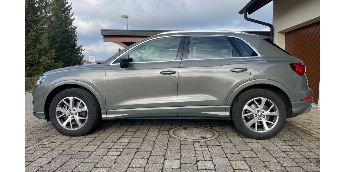 Audi Q3 35.000 km 31.500 &euro; Meckenbeuren 88074