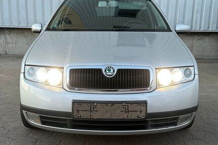 Skoda Fabia 128.547 km 3.999 &euro; Hamburg 20539