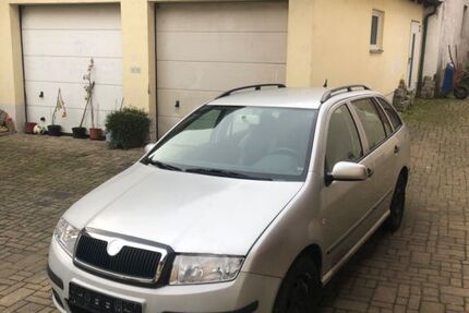 Skoda Fabia 151.000 km 1.600 € Kürnach 97273