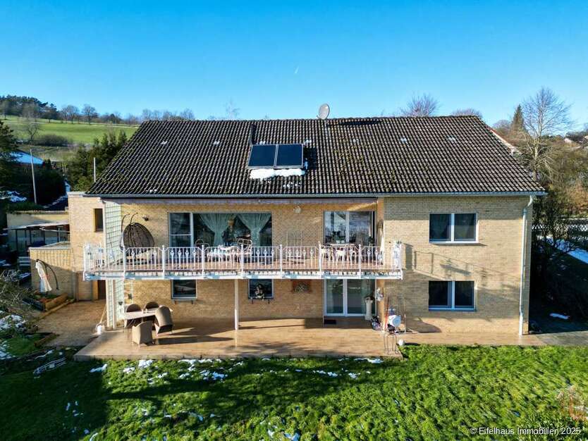 Haus zum Kaufen in Nettersheim Pesch 585.000 € 236 m²
