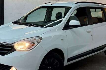 Dacia Lodgy 73.187 km 6.590 &euro; Remscheid 42855