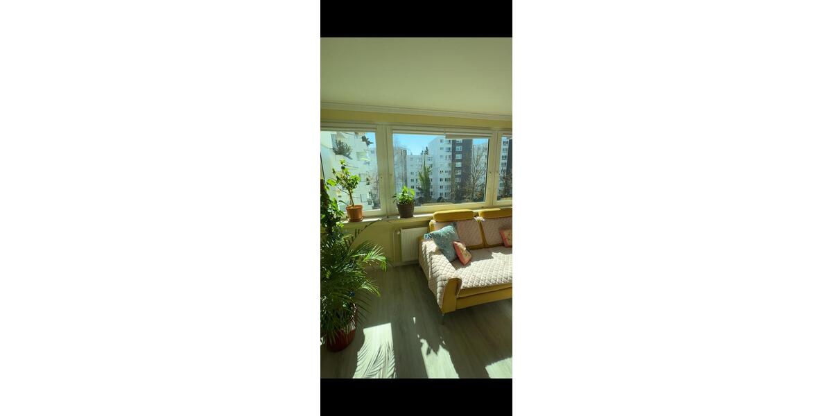 Etagenwohnung Ottobrunn - 4 Zimmer, 92 m&sup2;, 2.250&euro; | Angebot:26025691