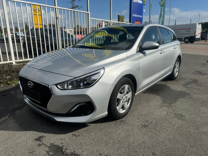 Hyundai i30 90.500 km 12.490 € Ahaus 48683