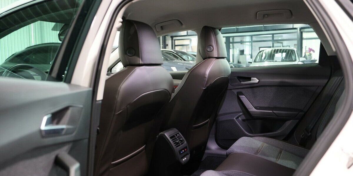 Seat Leon ST 2.0 TDI DSG XCELLENCE / LEDER / ACC+LANE 75.000 km 19.777 &euro; Hamm 59077