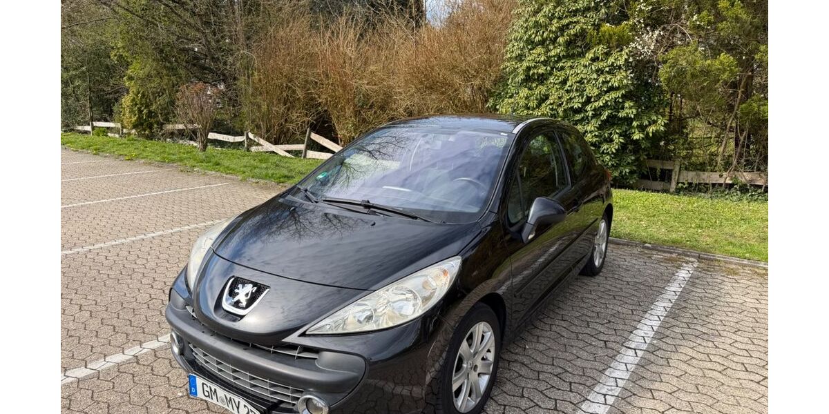 Peugeot 207 270.000 km 1.600 &euro; Bergneustadt 51702