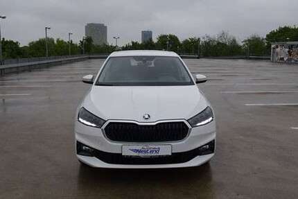 Skoda Fabia 9.000 km 15.480 &euro; München 80686