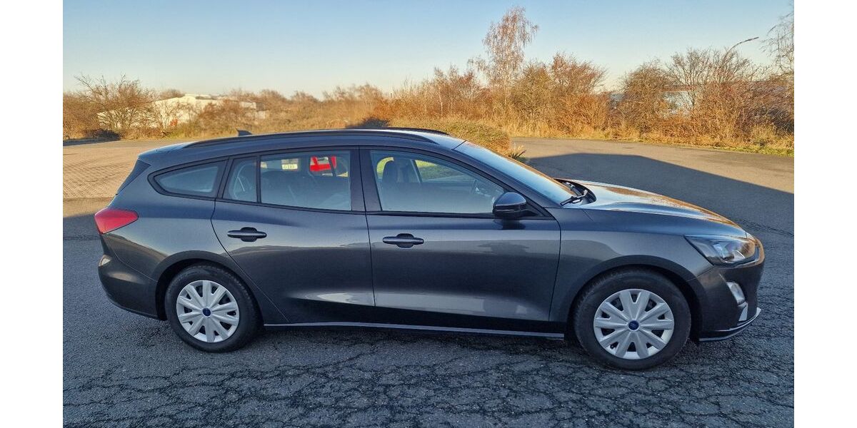 Ford Focus 68.398 km 13.000 &euro; Jahnsdorf 09387