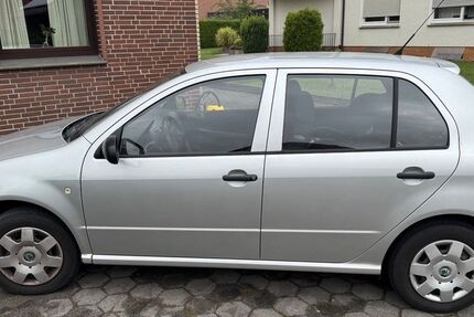 Skoda Fabia 292.000 km 1.090 &euro; Versmold 33775