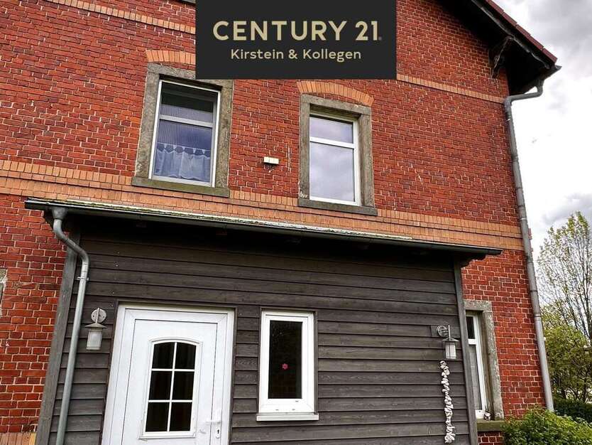 Haus zum Kaufen in Schmölln 149.000 € 196 m²