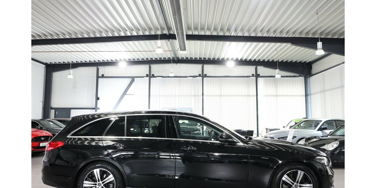 Mercedes-Benz C 200 d T AVANTGARDE / MATRIX-LED / LEDER / TOP 142.000 km 23.666 &euro; Hamm 59077