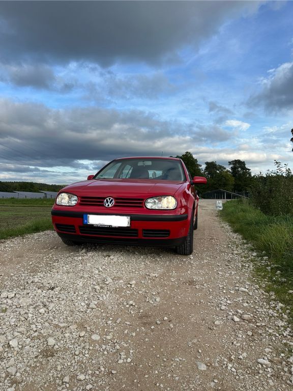 VW Golf 162.000 km 950 € Georgensgmünd 91166