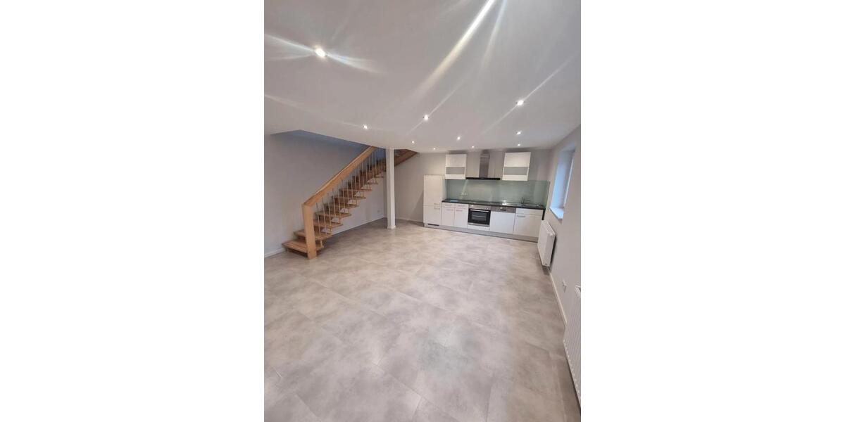 Einfamilienhaus Trier West-Pallien - 2 Zimmer, 74 m&sup2;, 990&euro; | Angebot:26053263