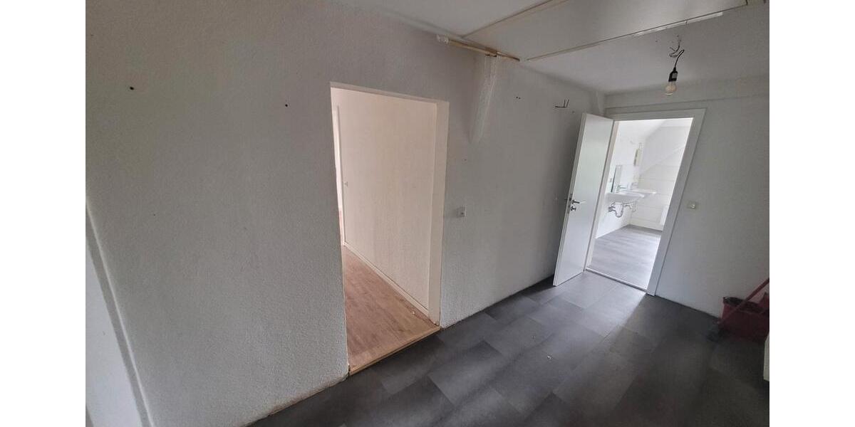 Dachgeschoßwohnung Beilrode - 4 Zimmer, 84 m&sup2;, 450&euro; | Angebot:26659870