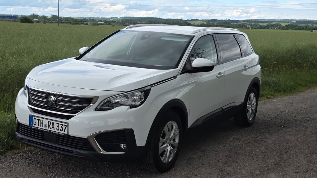 Peugeot 5008 121.500 km 8.900 &euro; Waltershausen 99880