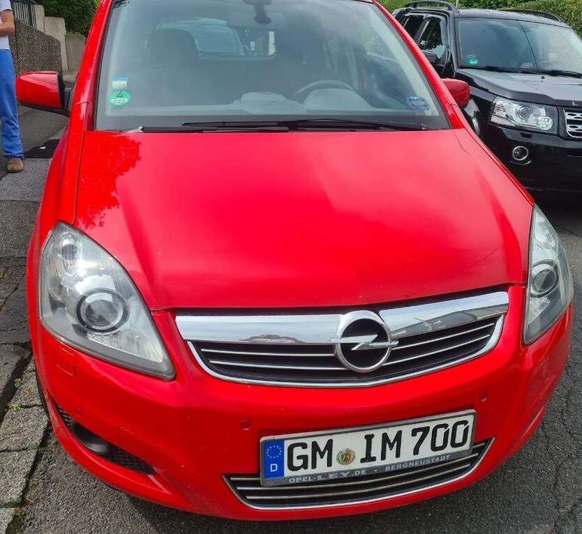 Opel Zafira 236.735 km 3.200 € Remscheid 42899