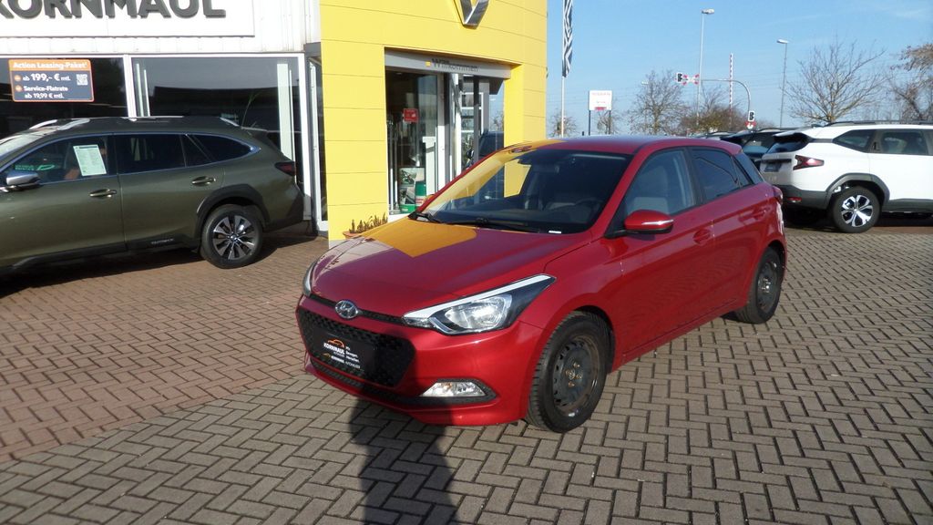 Hyundai i20 90.066 km 9.449 &euro; Erfurt 99095