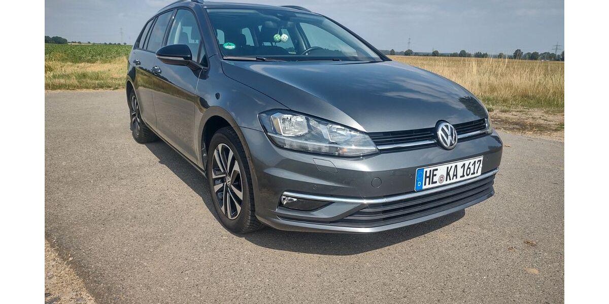 VW Golf 36.500 km 18.900 &euro; Königslutter 38154