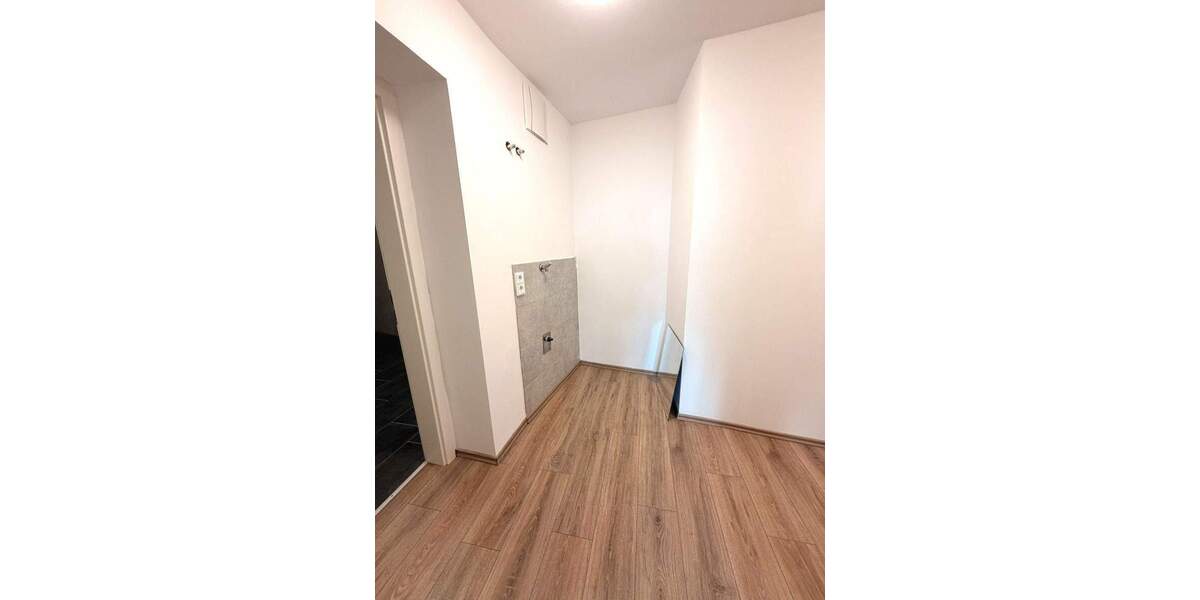 Etagenwohnung Kordel - 3 Zimmer, 92 m&sup2;, 775&euro; | Angebot:26433529