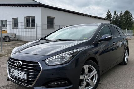 Hyundai i40 136.000 km 8.900 &euro; Villingen-Schwenningen 78050