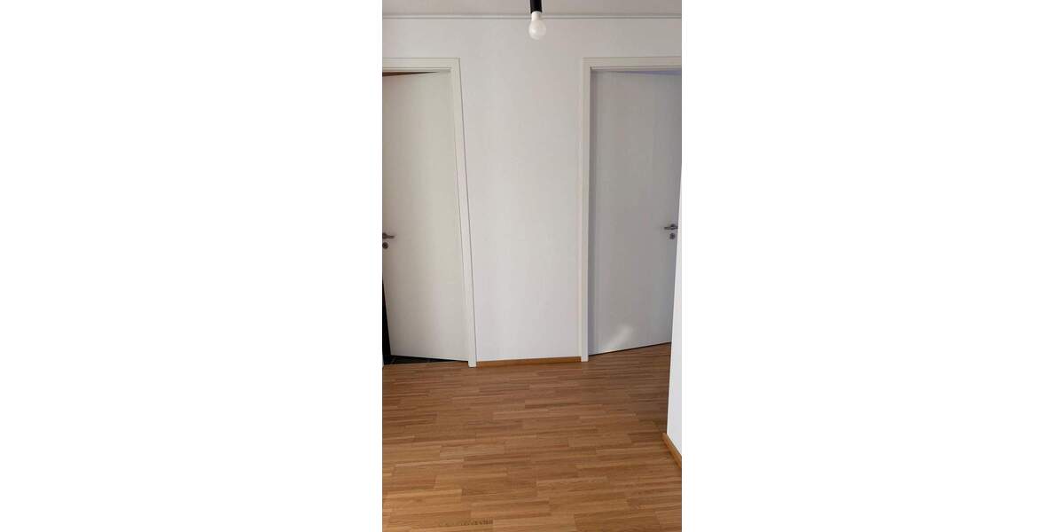 Etagenwohnung Offenbach am Main Hafen - 3 Zimmer, 100 m&sup2;, 1.890&euro; | Angebot:24269296
