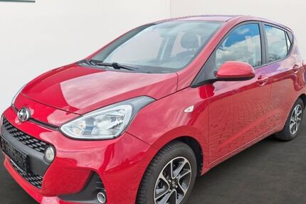 Hyundai i10 27.950 km 11.450 &euro; Mylau 08499