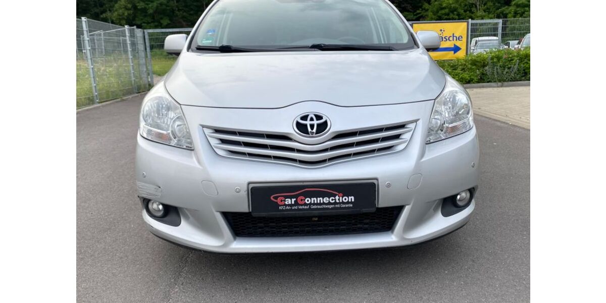 Toyota Verso 187.634 km 3.000 &euro; Dresden 01187
