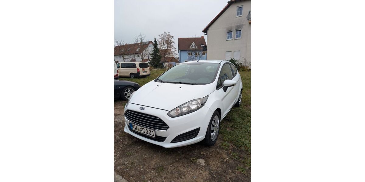 Ford Fiesta 82.115 km 5.900 &euro; Waldsee 67165