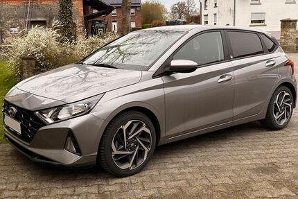 Hyundai i20 34.000 km 14.400 &euro; Rüthen 59602