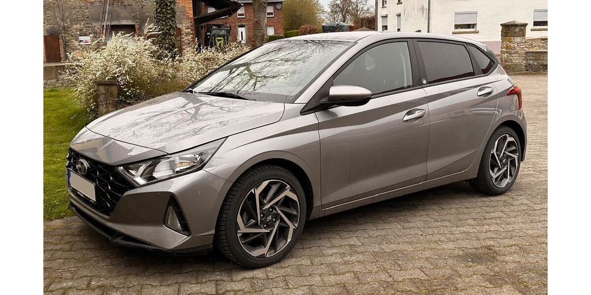Hyundai i20 34.000 km 14.400 &euro; Rüthen 59602