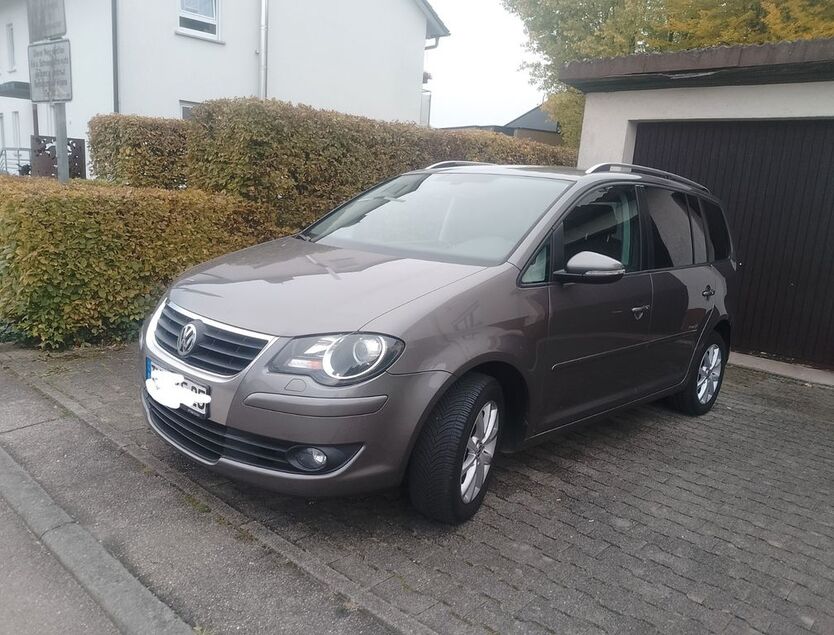 VW Touran 250.000 km 5.500 € Tuttlingen 78532