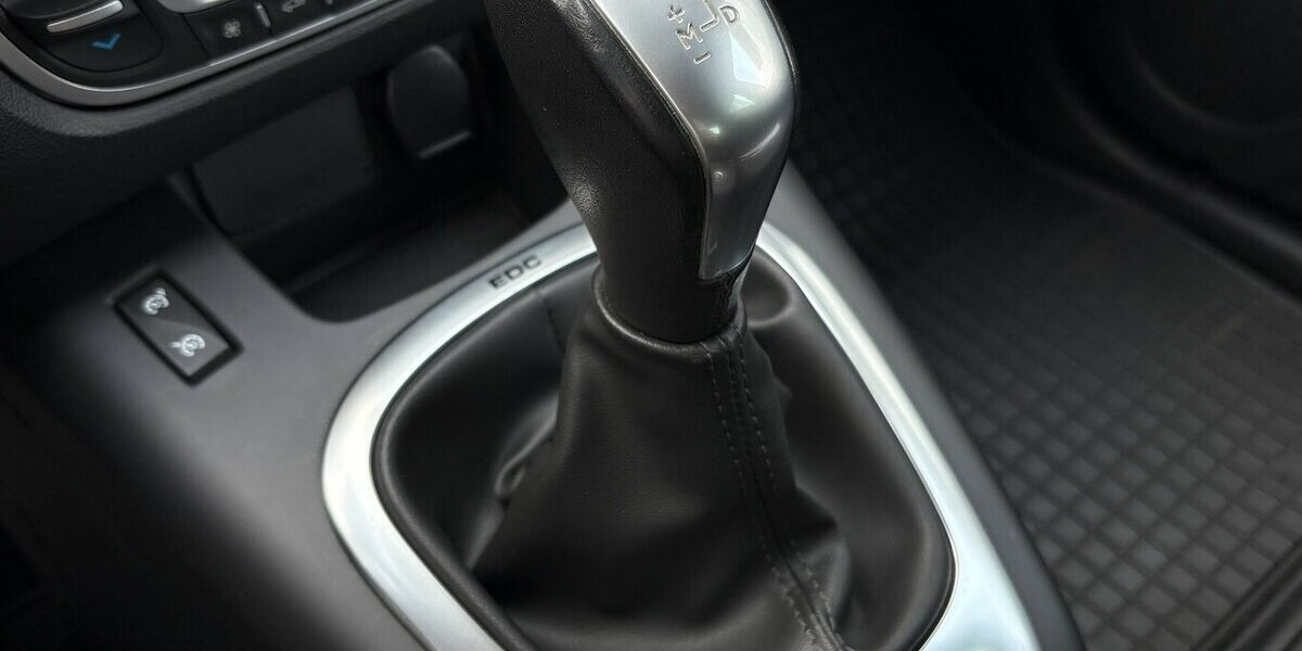 Renault Scenic III 1.5 D Limited SITZHEIZUNG/KLIMAx2/PDC 115.000 km 8.900 &euro; Villingen-Schwenningen 78054