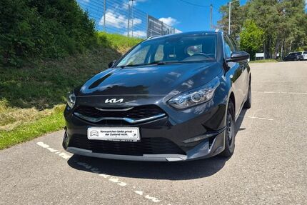 Kia ceed Sportswagon 67.800 km 18.000 &euro; Althengstett 75382