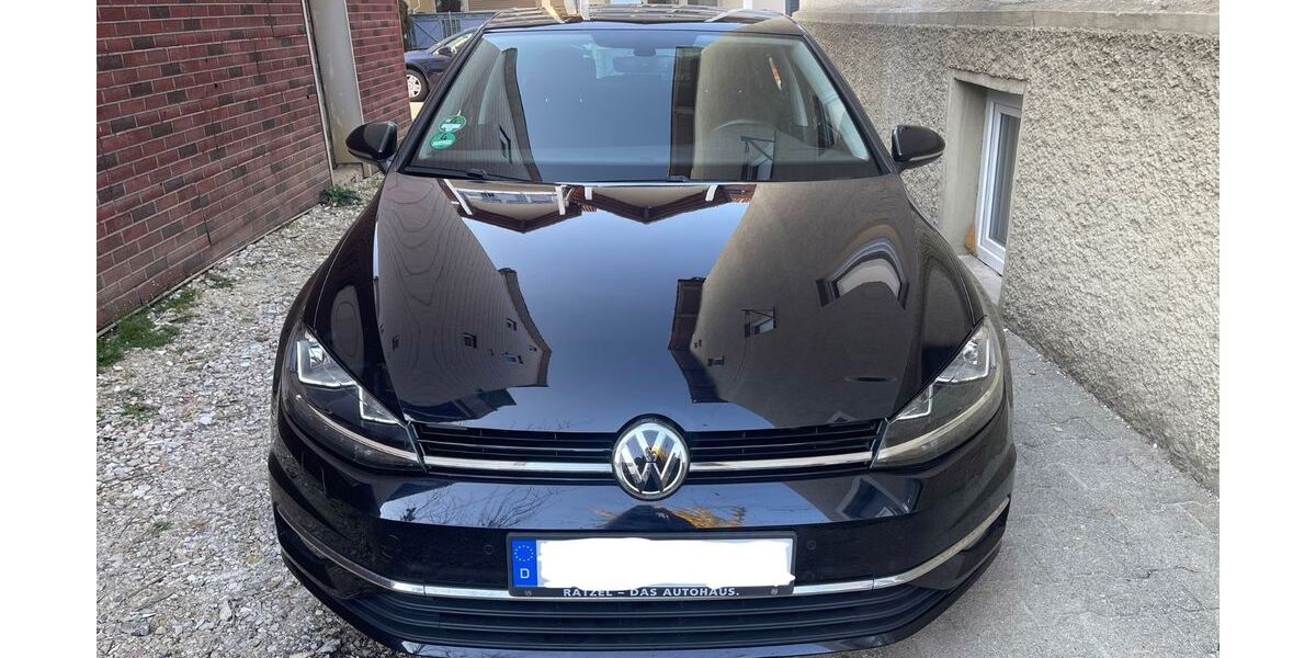 VW Golf 118.000 km 13.700 &euro; Tuttlingen 78532