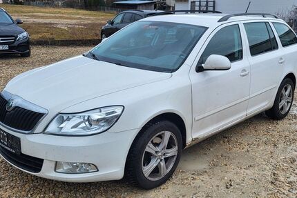 Skoda Octavia 189.000 km 2.490 &euro; Geislingen / Steige 73312