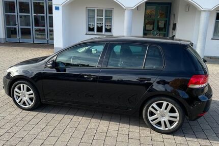 VW Golf 174.173 km 6.099 &euro; Regensburg 93051