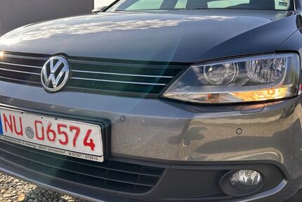 VW Jetta 162.000 km 4.000 &euro; Buch 89290